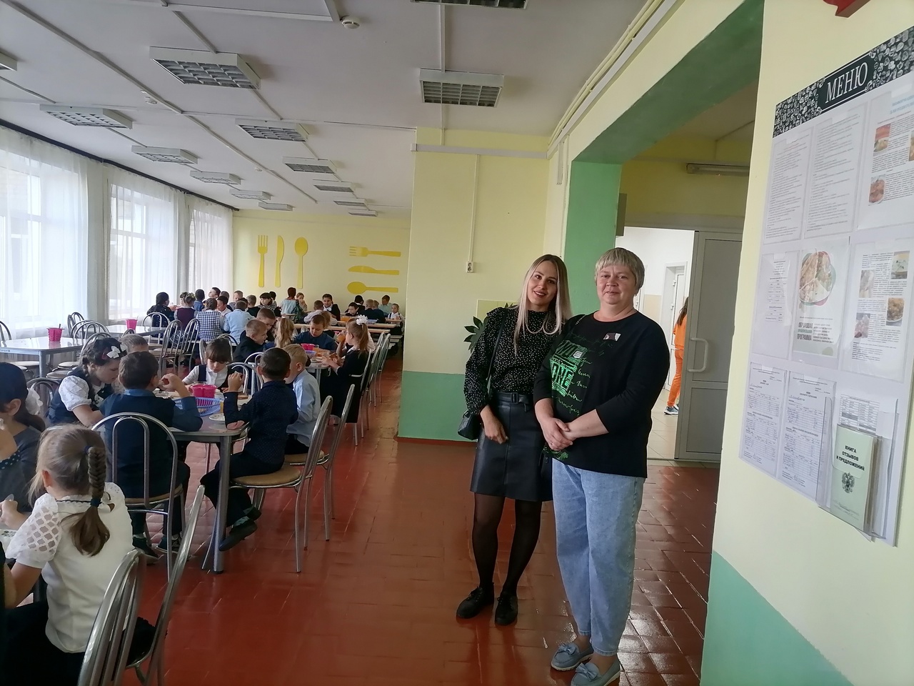 Изображения столовой.